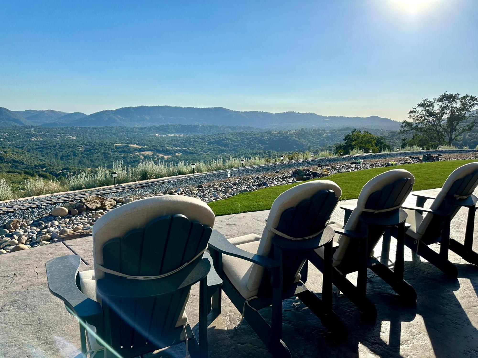 Enchanted Property Near Yosemite, View, Game Room 아와니 외부 사진